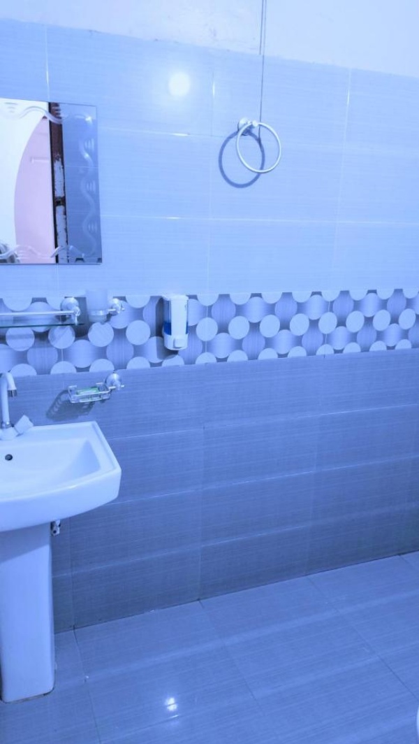 Royal Residency Guest House Karachi image 10