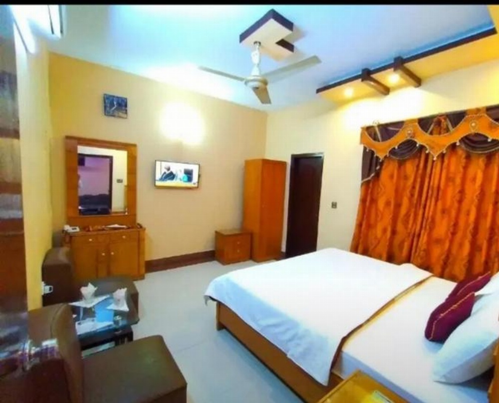 Royal Residency Guest House Karachi